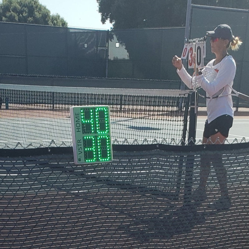 Electronic scorekeeper beats clunky scorecards